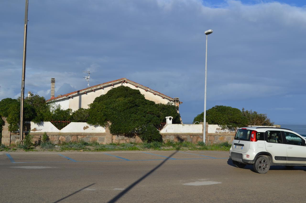 Miramare Struttura Sulla Spiaggia Platamona Exteriér fotografie